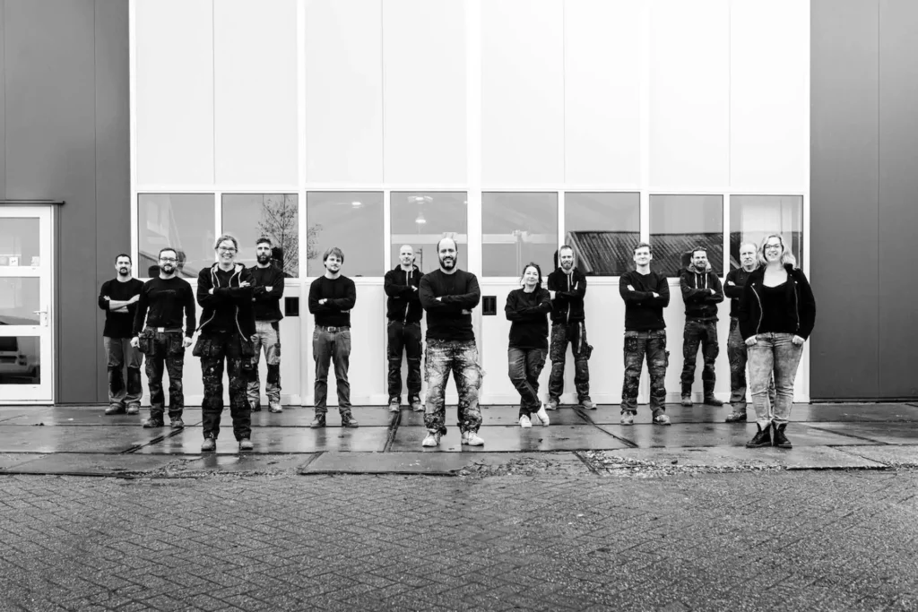 Zwart-witteamfoto voor de bedrijfshal